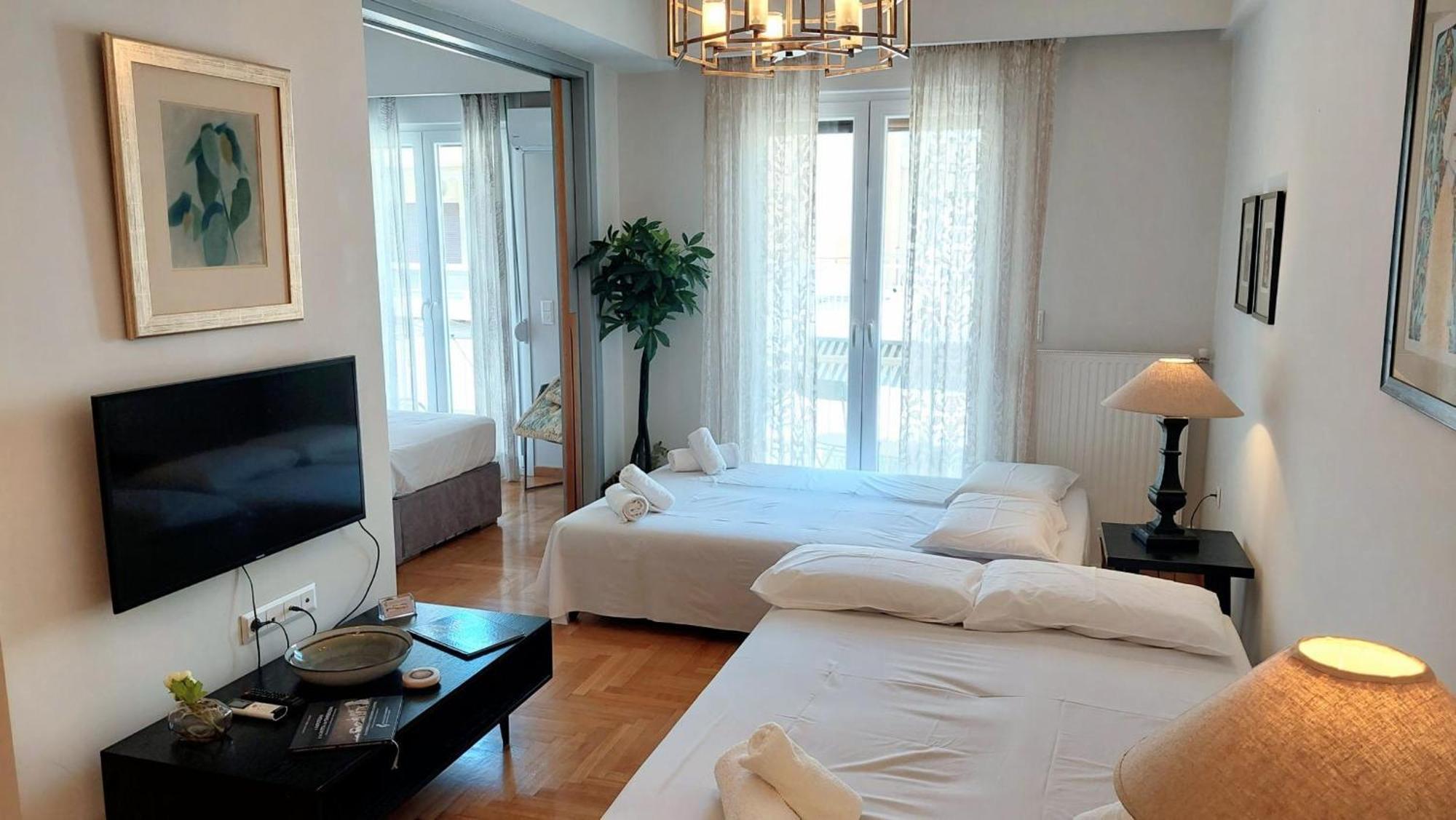 Elegant Apartment In Acropolis Athens Exterior photo