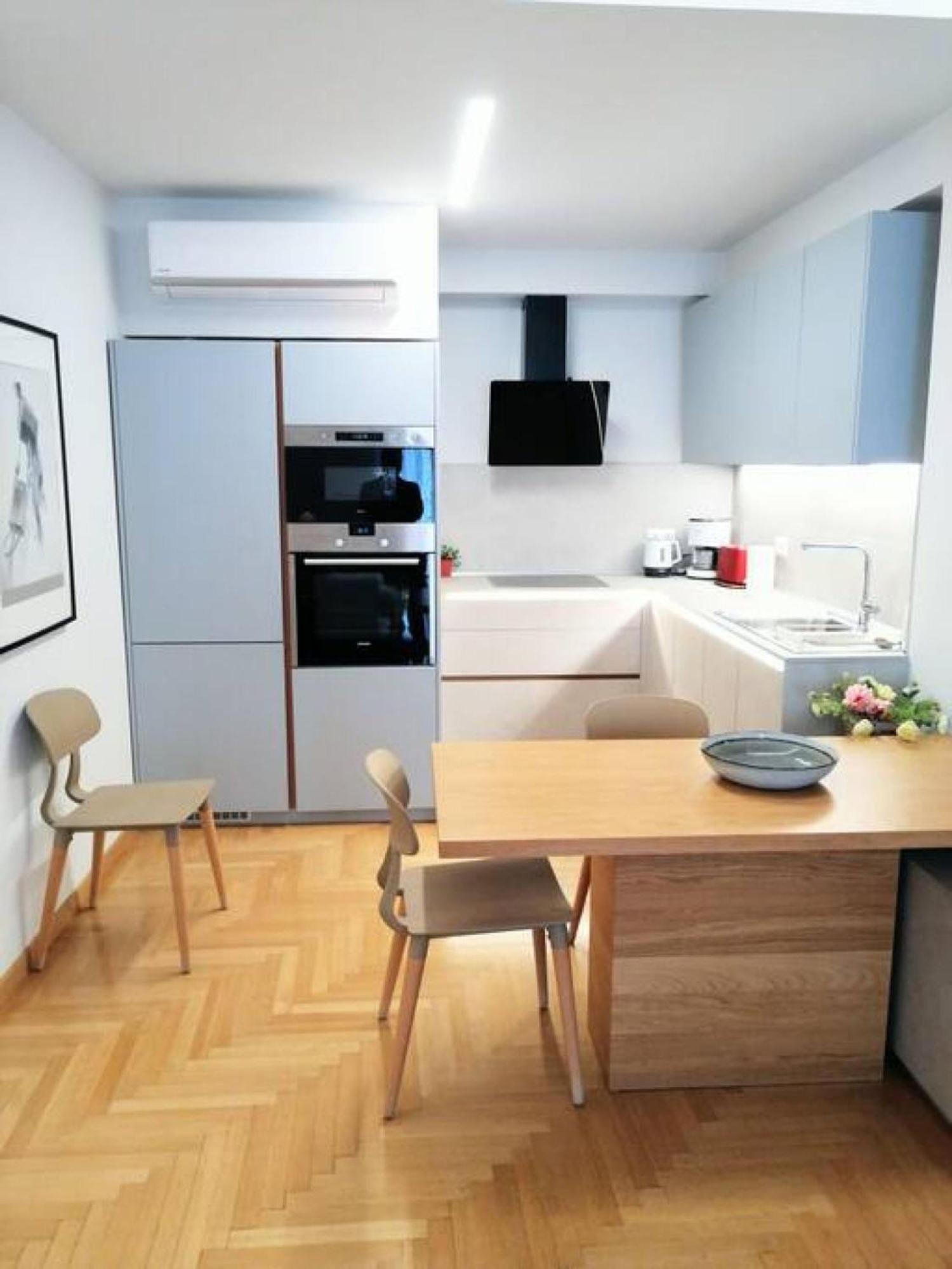 Elegant Apartment In Acropolis Athens Exterior photo