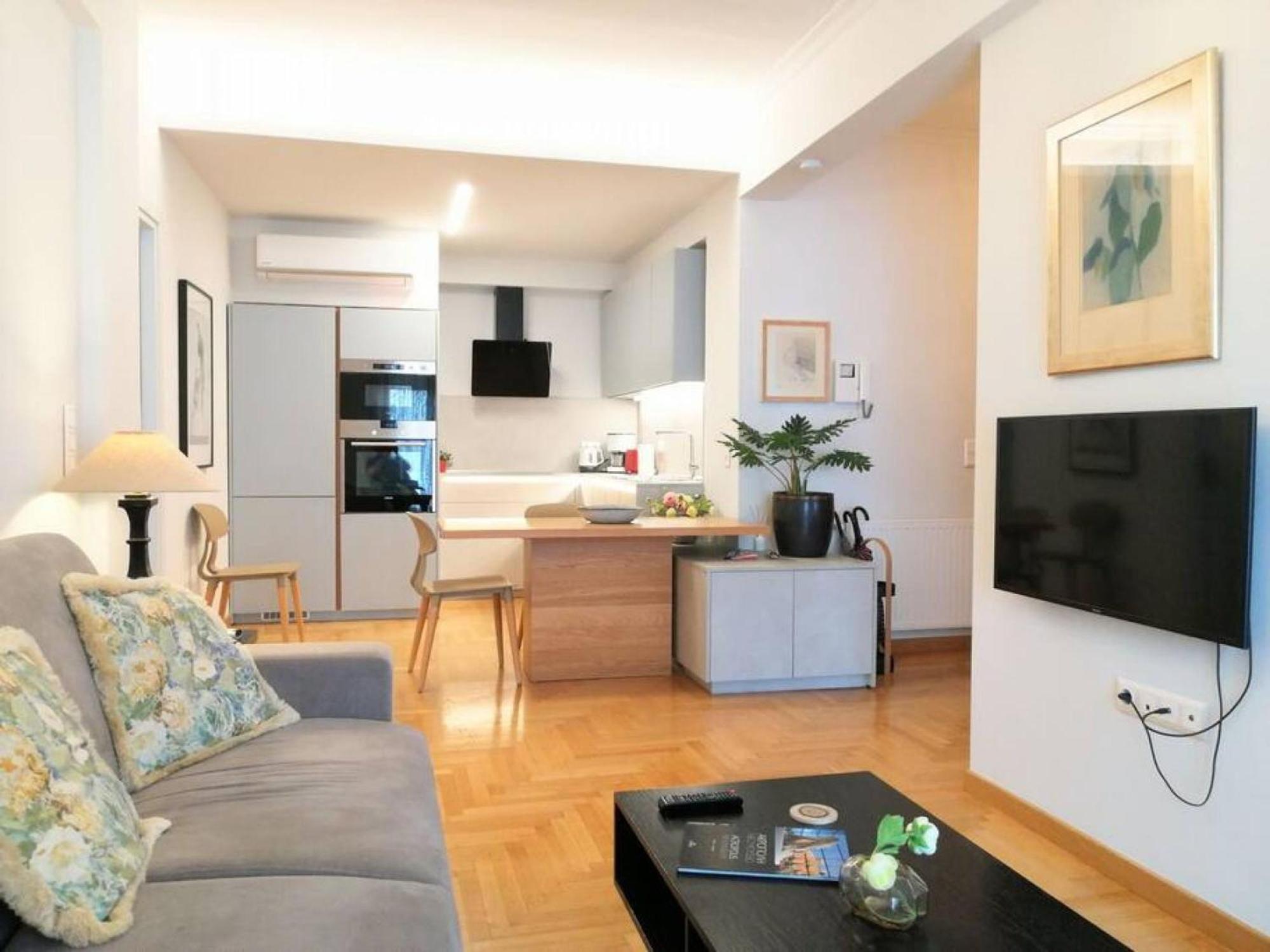 Elegant Apartment In Acropolis Athens Exterior photo